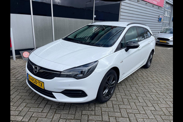 Opel Astra Sports Tourer 1.2 Design & Tech / camera / trekhaak