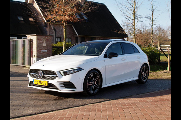 Mercedes-Benz A-Klasse 180 Business Solution AMG | Panoramadak | Camera | Apple Carplay | Cruise Control |