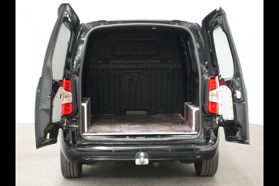 Opel Combo 1.5D L1H1 Edition Airco Cruisecontrol Navigatie Trekhaak Carplay