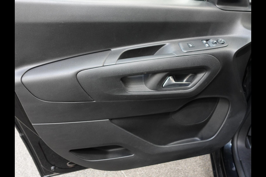 Opel Combo 1.5D L1H1 Edition Airco Cruisecontrol Navigatie Trekhaak Carplay