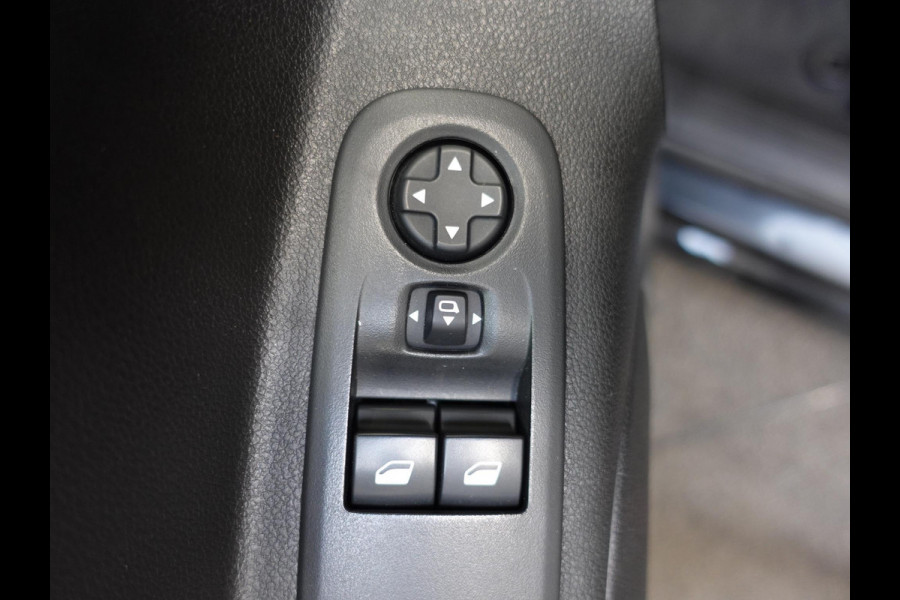 Opel Combo 1.5D L1H1 Edition Airco Cruisecontrol Navigatie Trekhaak Carplay