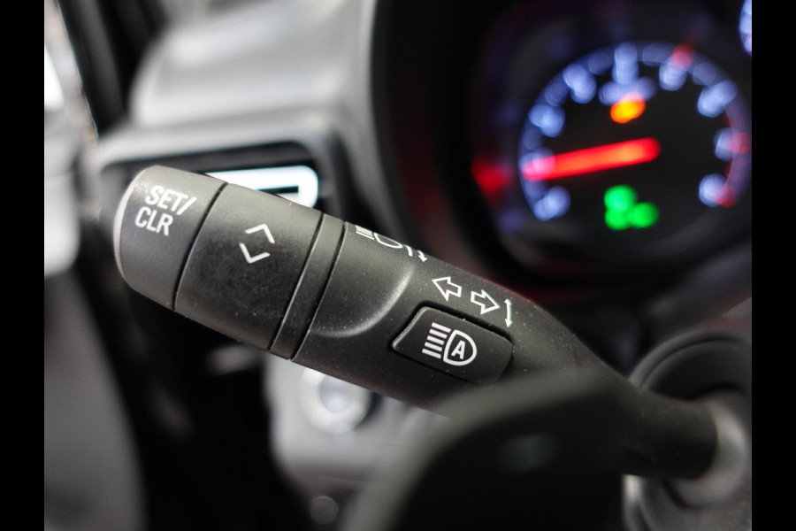 Opel Combo 1.5D L1H1 Edition Airco Cruisecontrol Navigatie Trekhaak Carplay