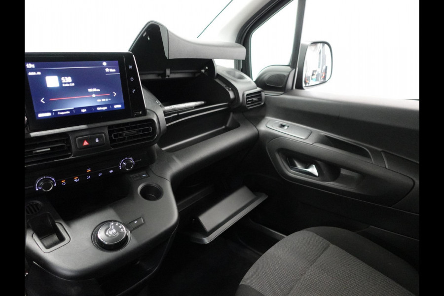 Opel Combo 1.5D L1H1 Edition Airco Cruisecontrol Navigatie Trekhaak Carplay