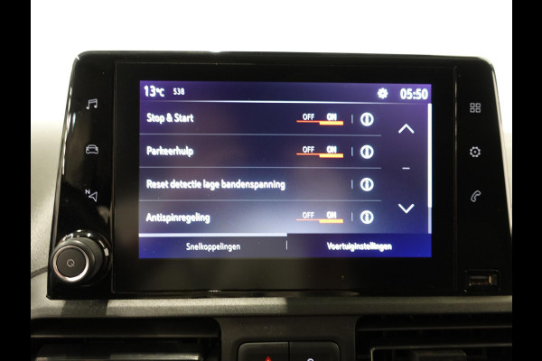 Opel Combo 1.5D L1H1 Edition Airco Cruisecontrol Navigatie Trekhaak Carplay