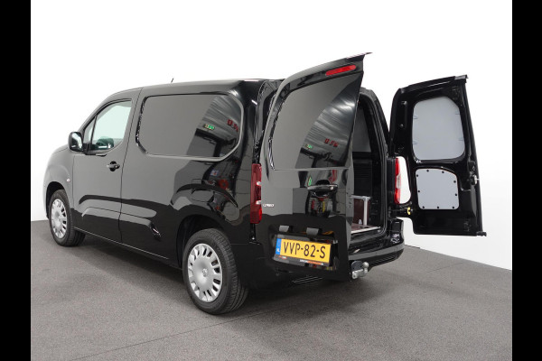 Opel Combo 1.5D L1H1 Edition Airco Cruisecontrol Navigatie Trekhaak Carplay