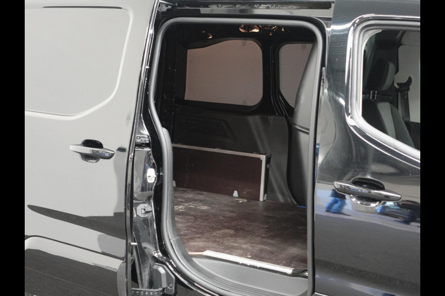 Opel Combo 1.5D L1H1 Edition Airco Cruisecontrol Navigatie Trekhaak Carplay
