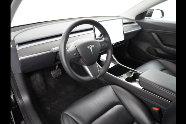 Tesla Model 3 Long Range 75kWh 463PK Lmv-18" Telefoon-Sleutel Premium Audio 4wd AutoPilot Panoramadak Camera's Leder Adaptive-CruiseControl-St Stoel en achterbank verwarming Keyless Electr.Stoelen+Memory+Easy-Entry WiFi Origineel Nederlandse auto Grootste accu, Tot 16,5kwh thuis laden. Accu garantie 10-12-2027 / 192.000km