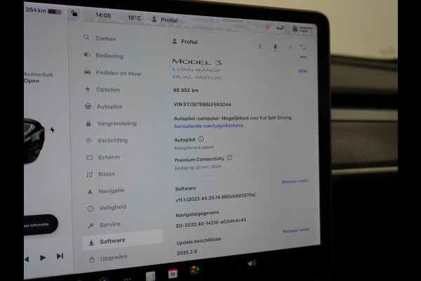 Tesla Model 3 Long Range 75kWh 463PK Lmv-18" Telefoon-Sleutel Premium Audio 4wd AutoPilot Panoramadak Camera's Leder Adaptive-CruiseControl-St Stoel en achterbank verwarming Keyless Electr.Stoelen+Memory+Easy-Entry WiFi Origineel Nederlandse auto Grootste accu, Tot 16,5kwh thuis laden. Accu garantie 10-12-2027 / 192.000km