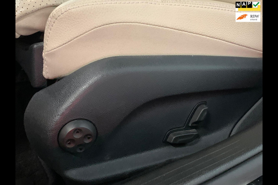 Mercedes-Benz C-Klasse Estate 180 Premium Pack | CAMERA | LEDER | DODEHOEK | LANE ASSIST