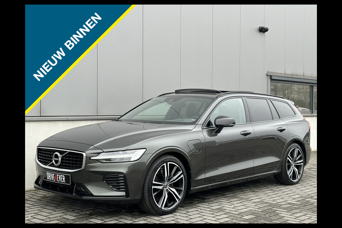 Volvo V60 2.0 T8 TE AWD R-Des. 392pk PANO CR CONTROL 360 CAMERA NAVI ECC