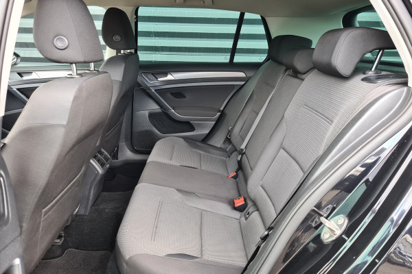 Volkswagen Golf 1.5 TSI Comfortline -App Connect-