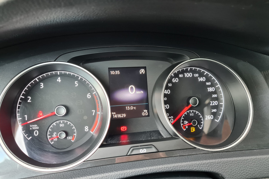 Volkswagen Golf 1.5 TSI Comfortline -App Connect-