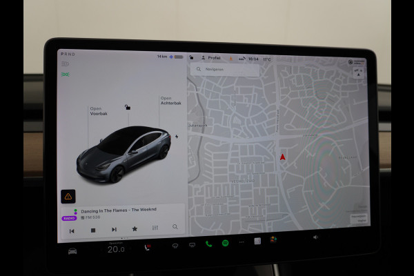 Tesla Model 3 SR+ 60kWh 325PK 18" Leder Interieur FSD-3 Computer AutoPilot PanoDak Adaptive Cruise Camera's Elektr.-Stuur+Stoelen+Spiegels+Geh Navigatiesysteem Led Comfortstoelen ACC DAB Voorverwarmen interieur via App Keyless via Telefoonsleutel One-Pedal-Drive Origineel Nederlandse auto tot 11kw laden thuis ! Garantie Accu en motor tot 16-12-2027 max 160.000km