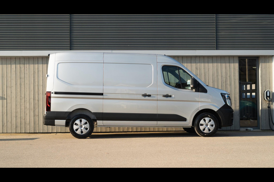 Renault Master T35 2.0 dCi 150 L2H2 Extra | BPM Vrij | Camera | Parkeersensoren | Apple Carplay