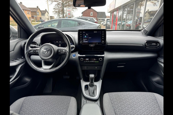 Toyota Yaris Cross 1.5 Hybrid Dynamic | 17 inch, Keyless, Privacy glass, Apple CarPlay/Android Auto, Climate control, LED