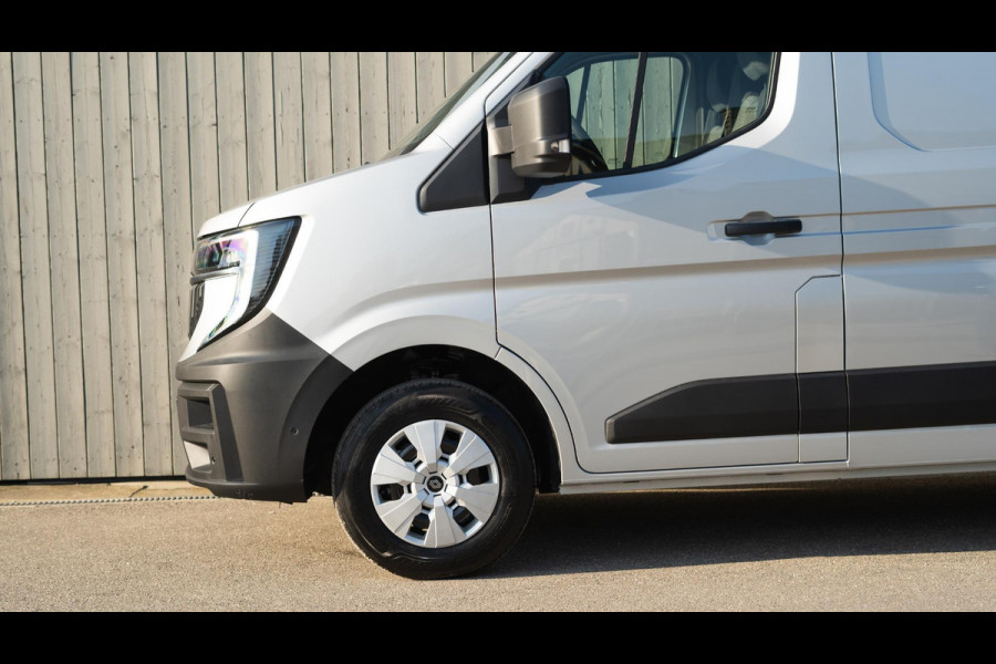 Renault Master T35 2.0 dCi 150 L2H2 Extra | BPM Vrij | Camera | Parkeersensoren | Apple Carplay