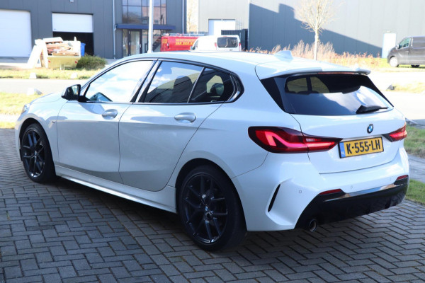 BMW 1-serie 118i | M-Sport | M-Pakket - PANO - VIRT.COCKPIT - VOL!