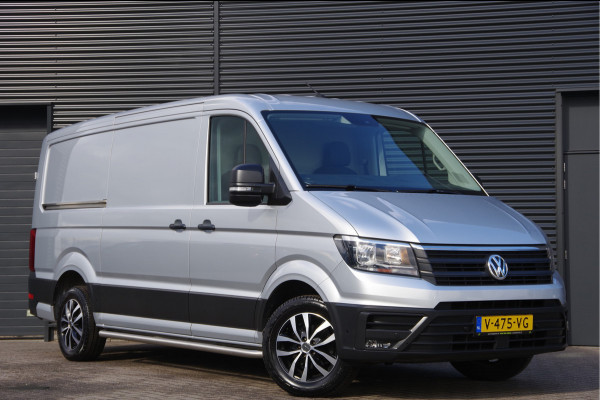 Volkswagen Crafter 35 2.0 TDI L3H2 (L2H1) 140PK AUT. CAMERA, NAVI, TREKHAAK, CRUISE, AIRCO, PARKEERSENSOREN, NL AUTO, NAP