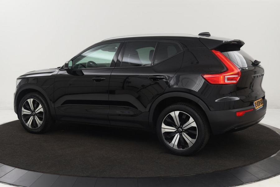 Volvo XC40 1.5 T2 Inscription | Leder | Stoelverwarming | Camera | Adaptive cruise | Full LED | Navigatie | Climate control | Side Assist