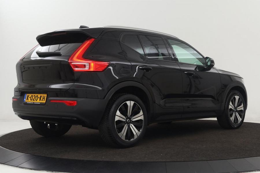 Volvo XC40 1.5 T2 Inscription | Leder | Stoelverwarming | Camera | Adaptive cruise | Full LED | Navigatie | Climate control | Side Assist