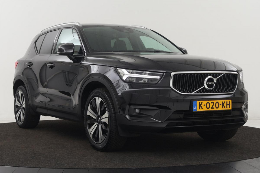 Volvo XC40 1.5 T2 Inscription | Leder | Stoelverwarming | Camera | Adaptive cruise | Full LED | Navigatie | Climate control | Side Assist