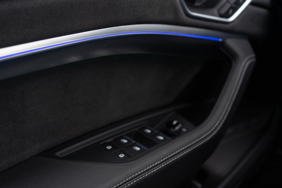 Audi e-tron S Quattro 371kW / Luchtvering/ Standkachel/ Head-Up Display/ Trekhaak/ Panoramadak/ 371kW (504PK)