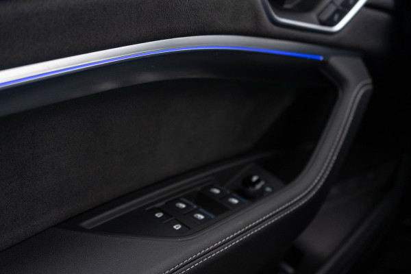 Audi e-tron S Quattro 371kW / Luchtvering/ Standkachel/ Head-Up Display/ Trekhaak/ Panoramadak/ 371kW (504PK)