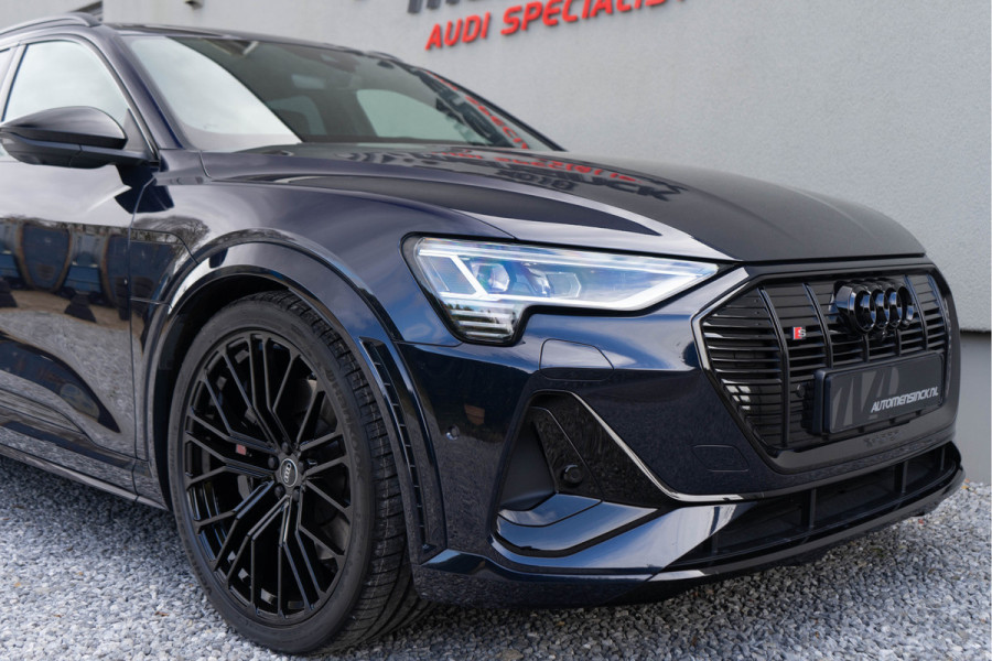 Audi e-tron S Quattro 371kW / Luchtvering/ Standkachel/ Head-Up Display/ Trekhaak/ Panoramadak/ 371kW (504PK)