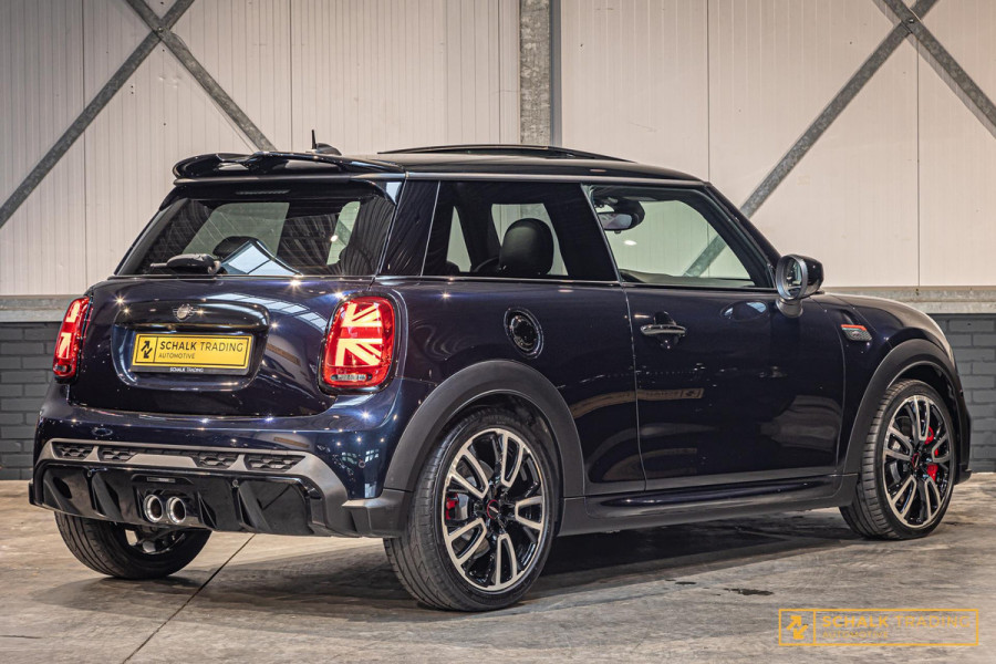 MINI 2.0 John Cooper Works JCW Pack|NW model|Pano|H&K|Cam|