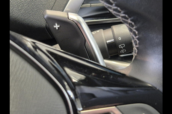 Peugeot 3008 1.6 HYbrid 225 Blue Lease Allure | Navigatie | Achteruitrijcamera | Stoelverwarming | Apple Carplay/Android Auto |