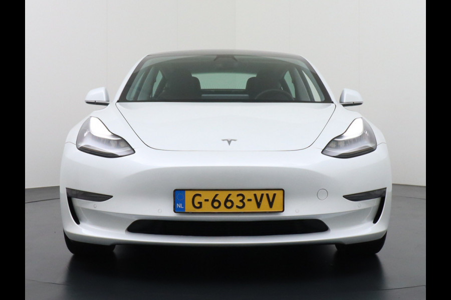 Tesla Model 3 Long Range 75kWh 463PK 19" FSD-Full Self Driving Computer-3 Premium Audio 4wd AutoPilot Panoramadak Camera's Leer Adaptive-Cruis Stoel en achterbank verwarming Electr.Stoelen+Memory+Easy-Entry WiFi Orig. NLse auto Grootste accu Tot 16,5kwh thuis laden. Accu-Garantie tot 18-12-2027 max 192.000km