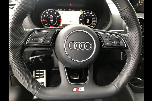 Audi A3 Cabriolet 35 TFSI CoD Sport 2x S Line Edition Een proefrit levert het bewijs. Neem contact op en we maken een afspraak!