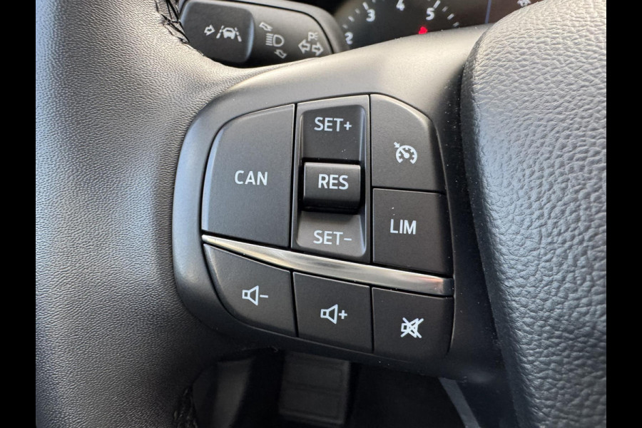 Ford Focus 1.0 EcoBoost Hybrid Active Style 125pk | Panoramadak | Winter Pack | Camera | Navigatie | Cruise control