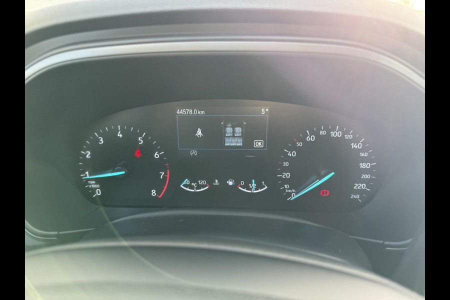 Ford Focus 1.0 EcoBoost Hybrid Active Style 125pk | Panoramadak | Winter Pack | Camera | Navigatie | Cruise control