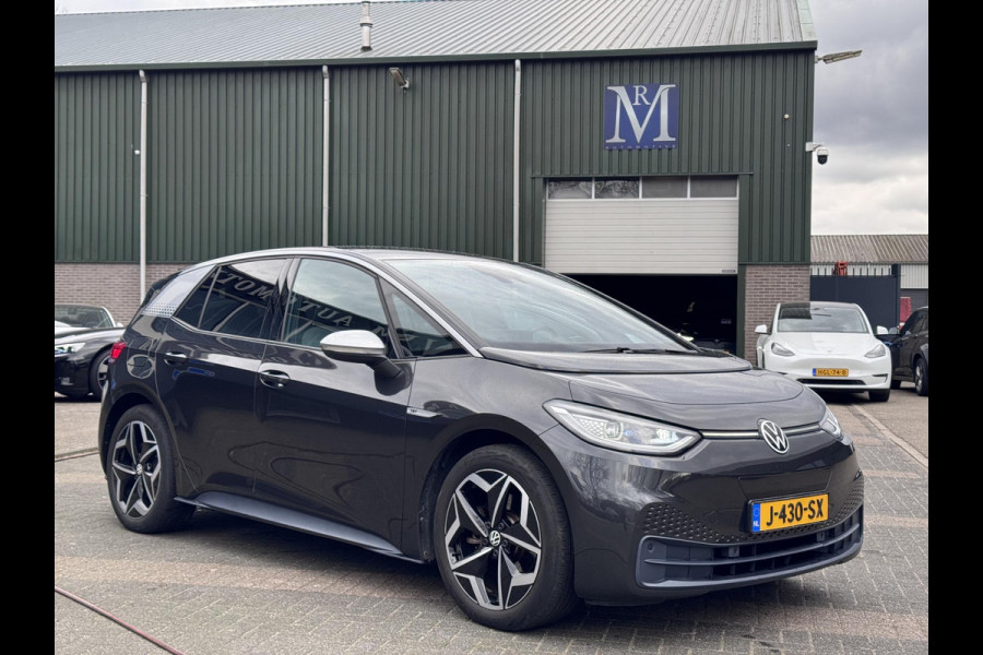 Volkswagen ID.3 First Plus 58 kWh STOELVERWARMING| KEYLESS| CAMERA| APPLE CARPLAY/ANDROID AUTO| RIJKLAARPRIJS INCL. 12 MAANDEN BOVAG GARANTIE|