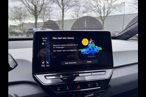 Volkswagen ID.3 First Plus 58 kWh STOELVERWARMING| KEYLESS| CAMERA| APPLE CARPLAY/ANDROID AUTO| RIJKLAARPRIJS INCL. 12 MAANDEN BOVAG GARANTIE|