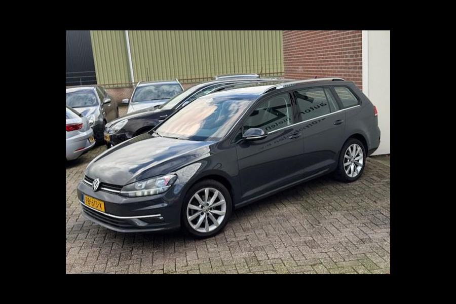 Volkswagen GOLF Variant 1.6 TDI Highline-7.5 Virtual cockpit