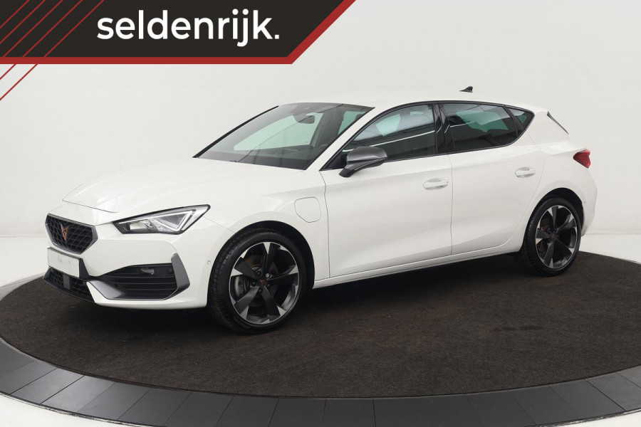 CUPRA Leon 1.4 e-Hybrid | Stoel & stuurverwarming | Camera | Sfeerverlichting | Park Assist | Full LED | Keyless | Navigatie | Sportstoelen | PHEV