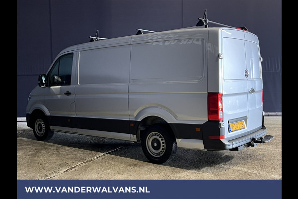 Volkswagen Crafter 2.0 TDI 141pk L3H2 L2H1 Euro6 Airco | 3000kg Trekhaak | Camera | Navigatie | Apple Carplay Android Auto, Cruisecontrol, Parkeersensoren, Dakdragers, Bijrijdersbank