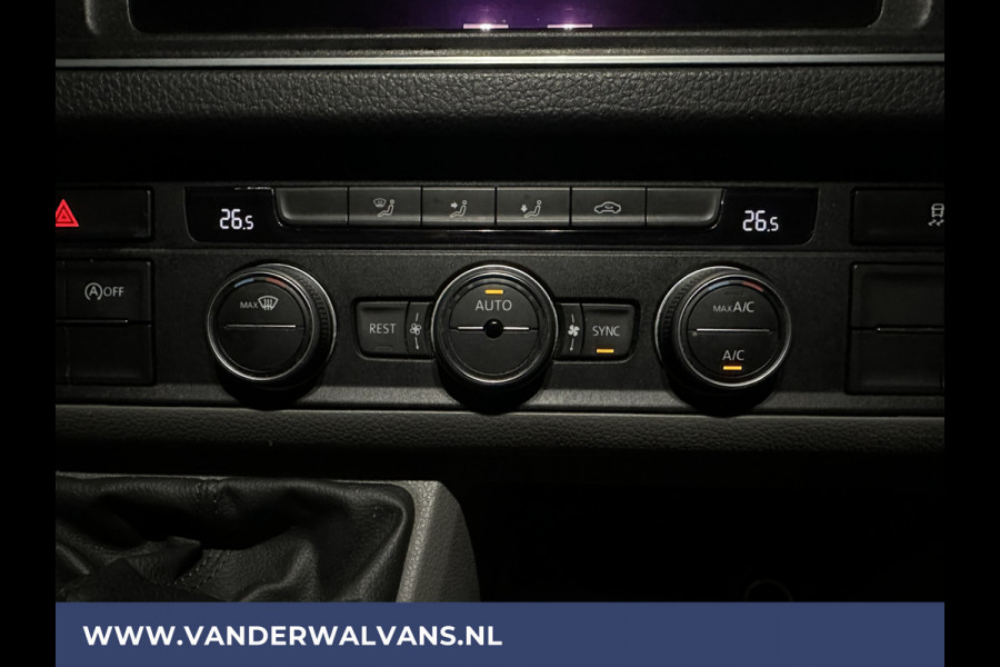 Volkswagen Crafter 2.0 TDI 141pk L3H2 L2H1 Euro6 Airco | 3000kg Trekhaak | Camera | Navigatie | Apple Carplay Android Auto, Cruisecontrol, Parkeersensoren, Dakdragers, Bijrijdersbank