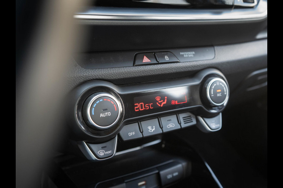 Kia Stonic 1.0 T-GDi MHEV DynamicLine | Navigatie | Climate Control Airco | Achteruitrijcamera |