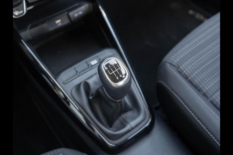 Kia Stonic 1.0 T-GDi MHEV DynamicLine | Navigatie | Climate Control Airco | Achteruitrijcamera |