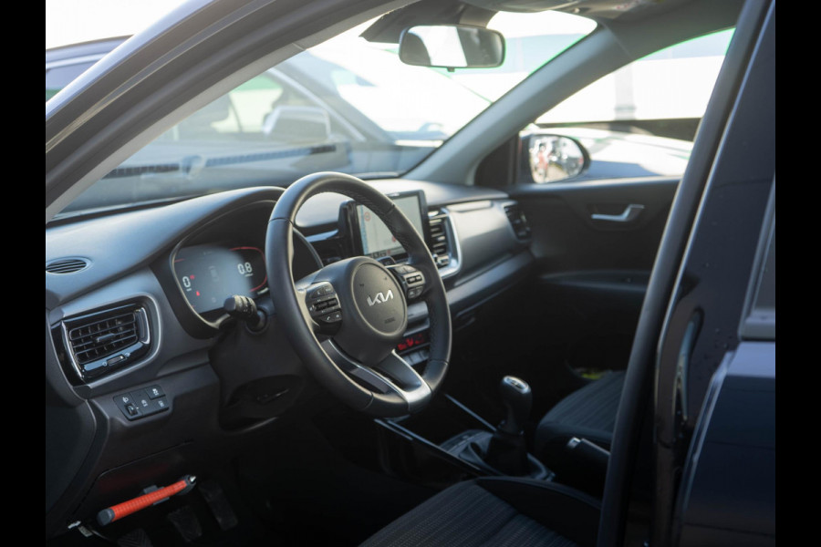 Kia Stonic 1.0 T-GDi MHEV DynamicLine | Navigatie | Climate Control Airco | Achteruitrijcamera |