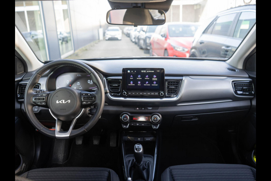 Kia Stonic 1.0 T-GDi MHEV DynamicLine | Navigatie | Climate Control Airco | Achteruitrijcamera |