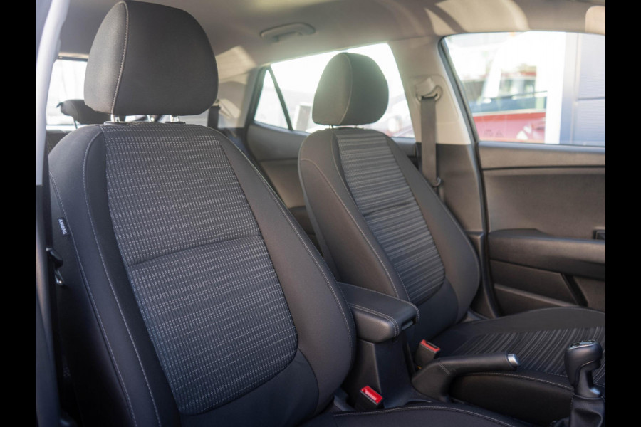 Kia Stonic 1.0 T-GDi MHEV DynamicLine | Navigatie | Climate Control Airco | Achteruitrijcamera |