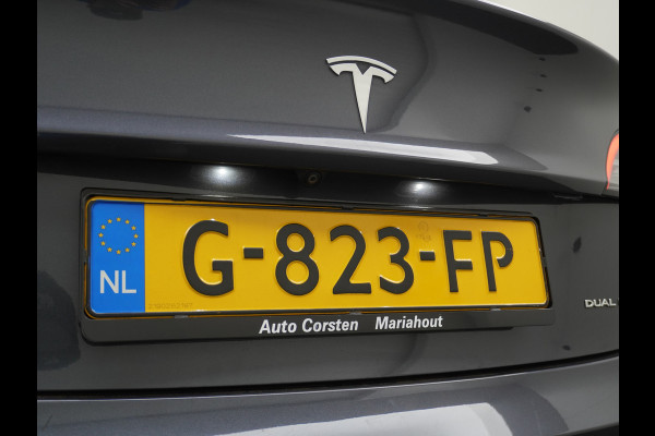 Tesla Model 3 Long Range 75kWh 463PK Trekhaak 18" FSD-Full Self Driving Computer-3 Premium Audio 4wd AutoPilot Panoramadak Camera's Leer Adapt Stoel en achterbank verwarming Electr.Stoelen+Memory+Easy-Entry WiFi Orig. NLse auto Grootste accu Tot 16,5kwh thuis laden. Accu-Garantie tot 20-12-2027 max 192.000km