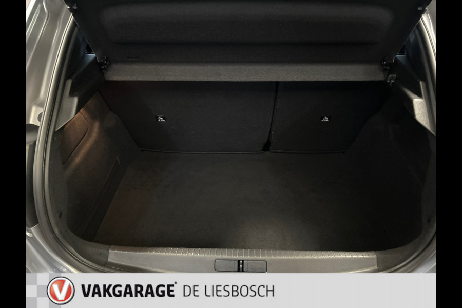 Peugeot 208 1.2 PureTech GT / Camera / Navigatie / Apple carplay