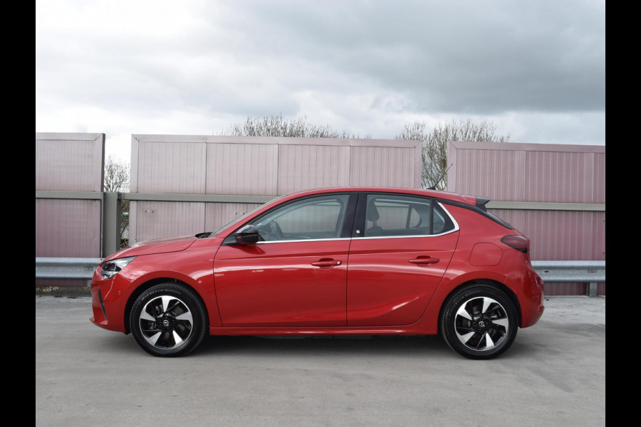 Opel CORSA-E Level 3 50 kWh NAVIGATIE "10 | CARPLAY | ACHTERUITRIJCAMERA MET SENSOREN | 1-FASE | WINTERPAKKET | 6.745km