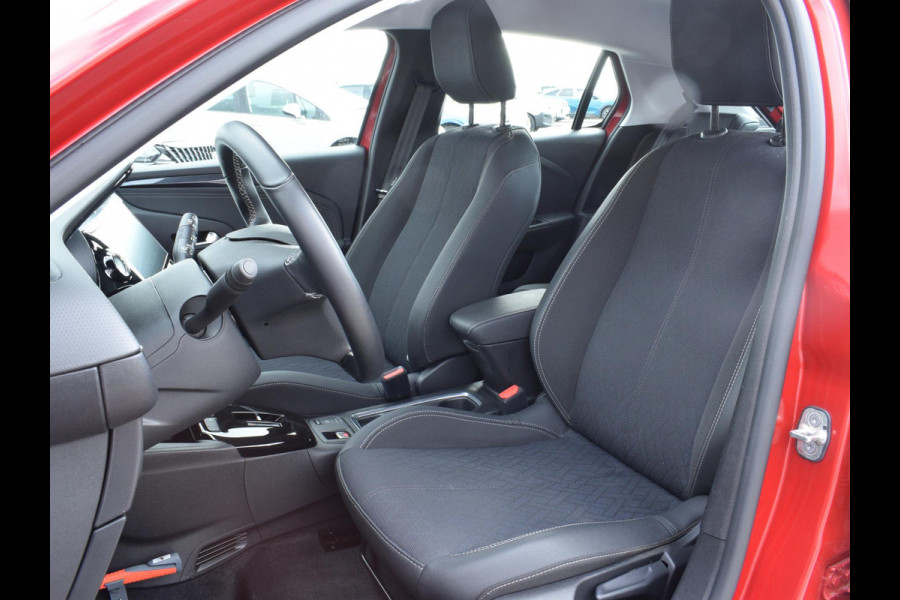 Opel CORSA-E Level 3 50 kWh NAVIGATIE "10 | CARPLAY | ACHTERUITRIJCAMERA MET SENSOREN | 1-FASE | WINTERPAKKET | 6.745km