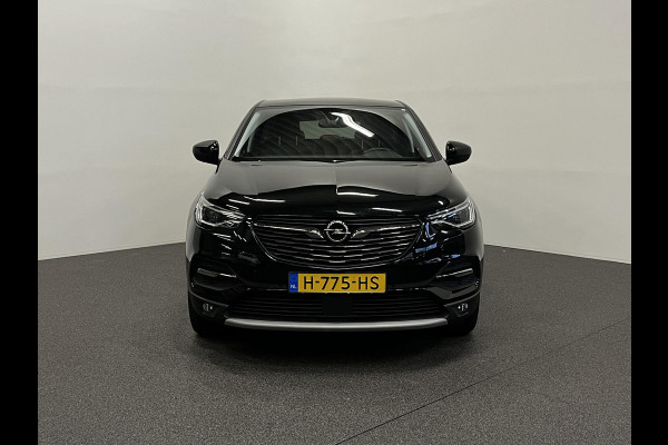 Opel Grandland X 1.2 130 pk Aut. Turbo Business Executive Panoramadak Airco|ECC Navi Adaptive Cruise Control Full LED 18" LM Velgen DAB+